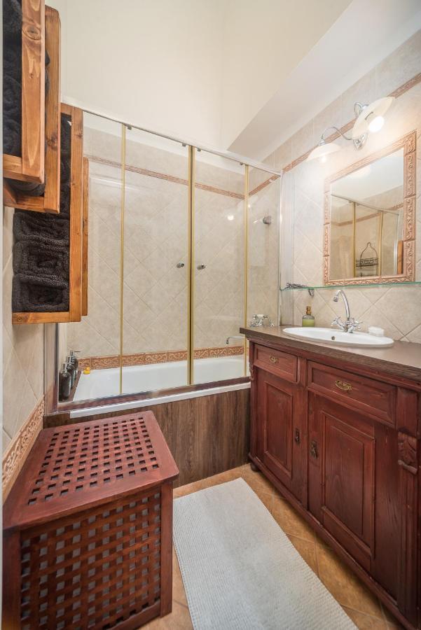 Vintage Apartment Pecs Exterior photo